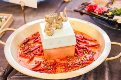 穆棱開火鍋加盟店，如何服務(wù)好顧客？