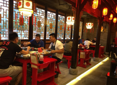 防城港開火鍋加盟店，需要對(duì)同行做哪些調(diào)查？