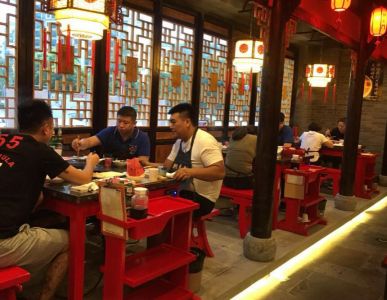巫溪開(kāi)火鍋加盟店，有哪些開(kāi)店門檻？