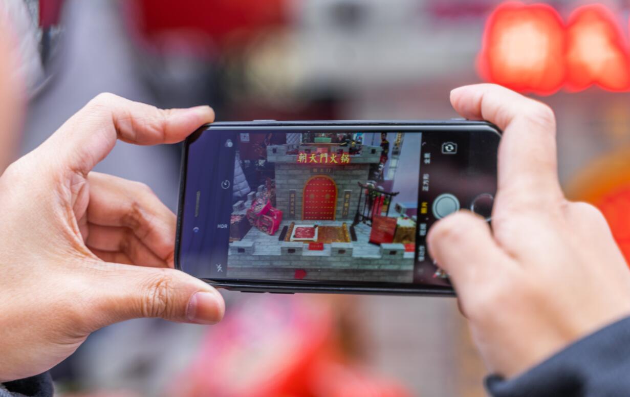 朋友圈要怎么發(fā)，火鍋店老板才能吸引客戶？